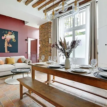 One-of-a-kind Spacious In Le Marais Appartement Paris